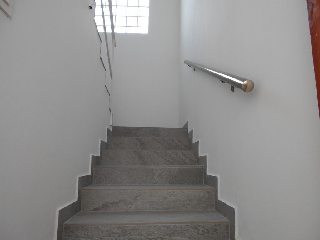 Apartment Kurelic Rab Town Bagian luar foto